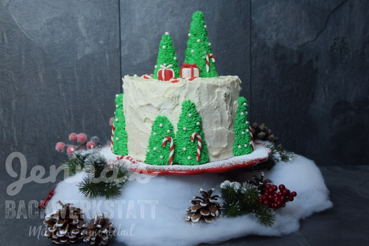 Weihnachtstorte 4.jpg